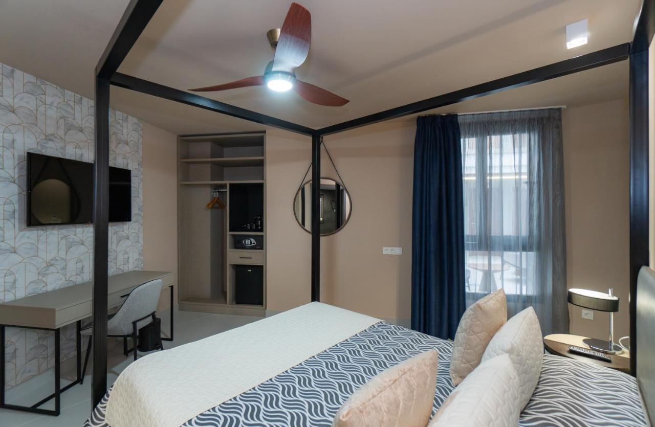 Hotel Perla Del Sur Torremolinos Ngoại thất bức ảnh