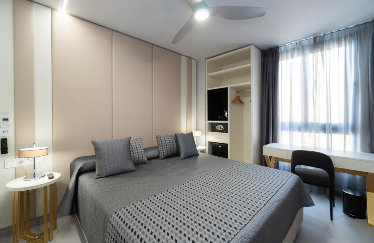 Hotel Perla Del Sur Torremolinos Ngoại thất bức ảnh
